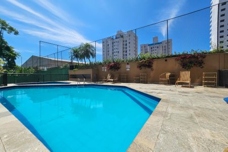 Apartamento para alugar com 314m², 3 quartos e 3 vagas Apartamento para alugar com 314m², 3 quartos e 3 vagasÁrea comum