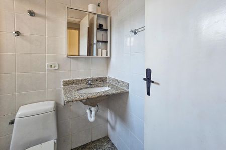 Apartamento para alugar com 314m², 3 quartos e 3 vagas Apartamento para alugar com 314m², 3 quartos e 3 vagasBanheiro