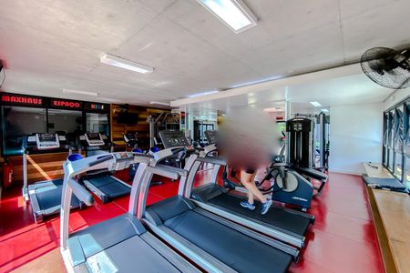 Apartamento à venda com 70m², 2 quartos e 2 vagasÁrea comum - Academia