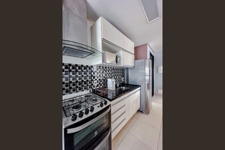 Apartamento à venda com 70m², 2 quartos e 2 vagasCozinha