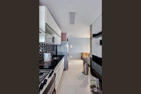 Apartamento à venda com 70m², 2 quartos e 2 vagasCozinha