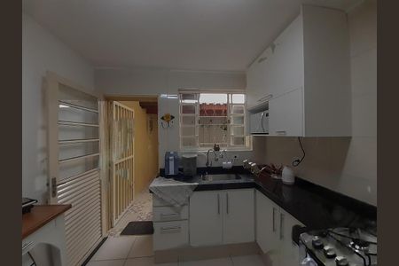 Casa à venda com 188m², 3 quartos e 2 vagas