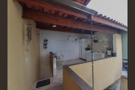 Casa à venda com 188m², 3 quartos e 2 vagas