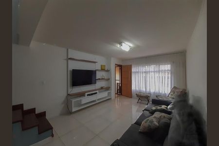 Casa à venda com 188m², 3 quartos e 2 vagas