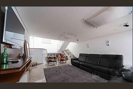 Casa à venda com 4 quartos, 323m² em Jardim Bela Vista, Santo André