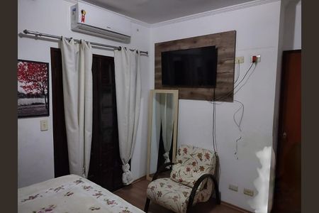 Casa à venda com 3 quartos, 118m² em Jardim Ocara, Santo André