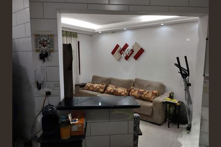 Casa à venda com 3 quartos, 118m² em Jardim Ocara, Santo André