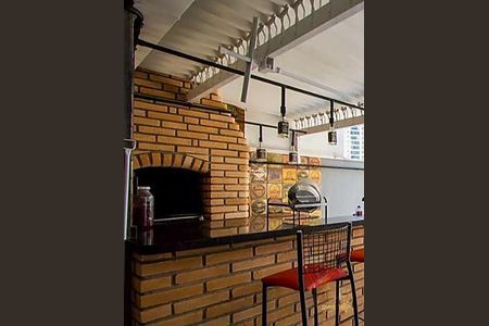 Apartamento à venda com 2 quartos, 53m² em Vila Gilda, Santo André