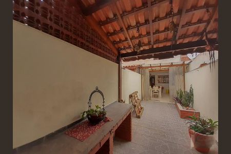 Casa à venda com 270m², 3 quartos e 4 vagas