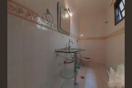 Casa à venda com 270m², 3 quartos e 4 vagas