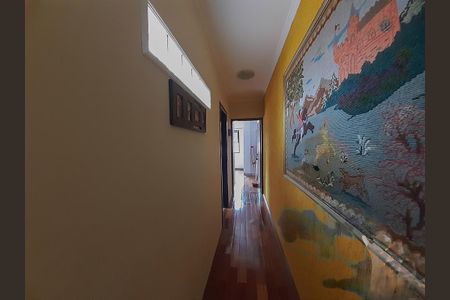 Casa à venda com 270m², 3 quartos e 4 vagas