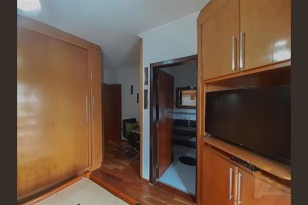 Casa à venda com 270m², 3 quartos e 4 vagas