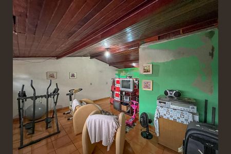Casa à venda com 3 quartos, 205m² em Jardim Santo Alberto, Santo André