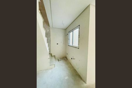 Apartamento à venda com 2 quartos, 46m² em Vila Pires, Santo André