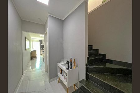 Casa à venda com 176m², 3 quartos e 4 vagas