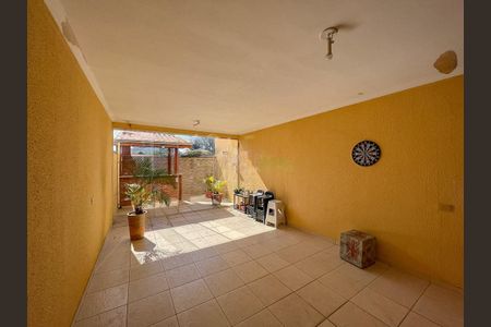 Casa à venda com 176m², 3 quartos e 4 vagas