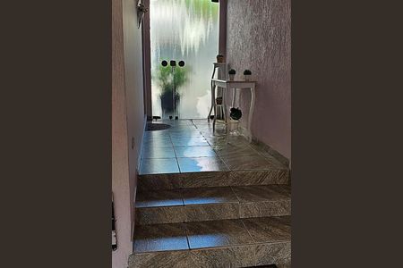 Casa à venda com 3 quartos, 147m² em Vila Alzira, Santo André