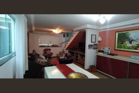 Casa à venda com 2 quartos, 163m² em Vila Camilópolis, Santo André