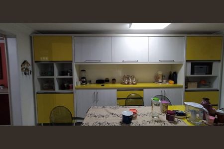 Casa à venda com 2 quartos, 163m² em Vila Camilópolis, Santo André