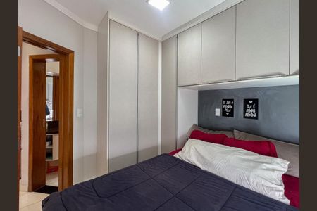 Apartamento à venda com 2 quartos, 40m² em Vila Lutécia, Santo André