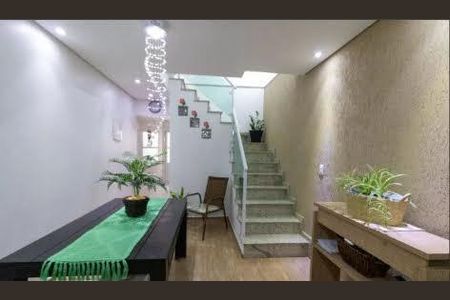 Casa à venda com 82m², 3 quartos e 2 vagas