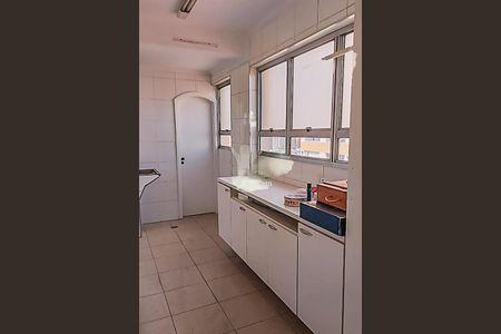 Apartamento à venda com 143m², 4 quartos e 2 vagas