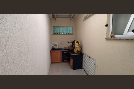 Casa à venda com 170m², 3 quartos e 4 vagas