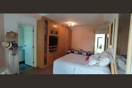 Casa à venda com 3 quartos, 170m² em Bangú, Santo André