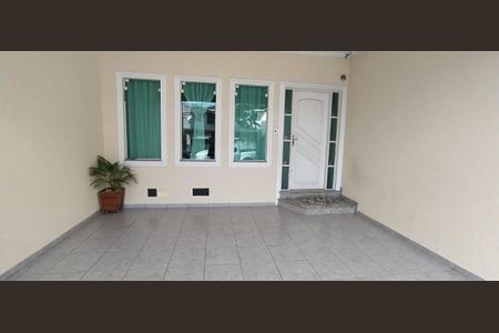 Casa à venda com 3 quartos, 170m² em Bangú, Santo André