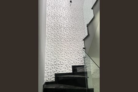 Casa à venda com 2 quartos, 80m² em Vila Humaita, Santo André