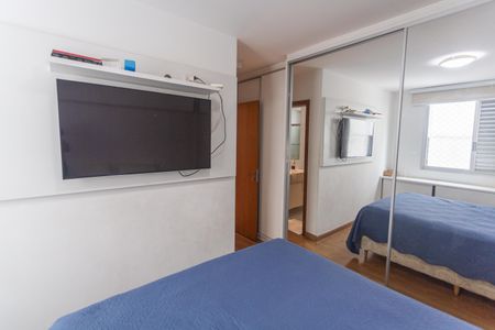 Apartamento à venda com 90m², 3 quartos e 3 vagasSuíte