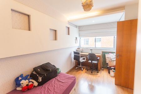 Apartamento à venda com 90m², 3 quartos e 3 vagasQuarto 