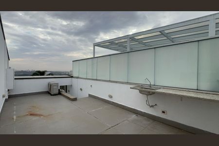 Apartamento à venda com 97m², 2 quartos e 2 vagas Apartamento à venda com 97m², 2 quartos e 2 vagasÁrea de Serviço