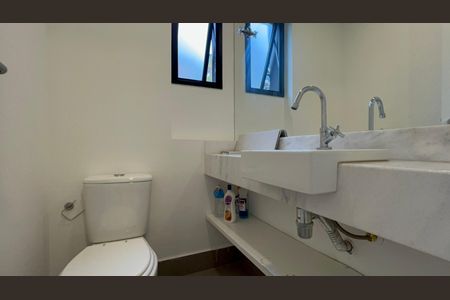 Apartamento à venda com 97m², 2 quartos e 2 vagas Apartamento à venda com 97m², 2 quartos e 2 vagasLavabo