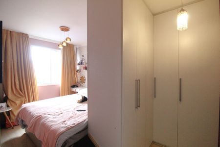 Apartamento à venda com 70m², 2 quartos e 1 vagaSuíte