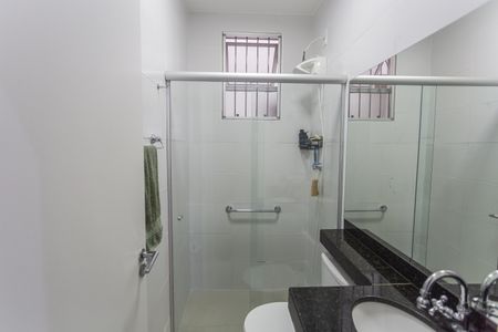 Apartamento à venda com 80m², 3 quartos e sem vaga Apartamento à venda com 80m², 3 quartos e sem vagaBanheiro Social
