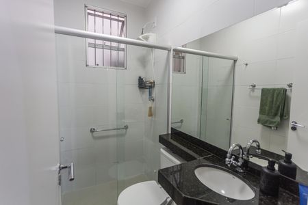 Apartamento à venda com 80m², 3 quartos e sem vaga Apartamento à venda com 80m², 3 quartos e sem vagaBanheiro Social