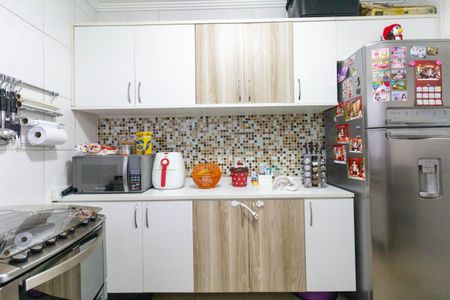 Casa de condomínio à venda com 65m², 2 quartos e 1 vaga Casa de condomínio à venda com 65m², 2 quartos e 1 vagaCozinha