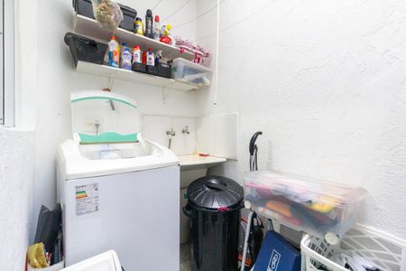 Casa de condomínio à venda com 65m², 2 quartos e 1 vaga Casa de condomínio à venda com 65m², 2 quartos e 1 vagaÁrea de Serviço