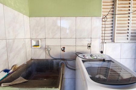 Casa à venda com 96m², 2 quartos e 10 vagas Casa à venda com 96m², 2 quartos e 10 vagasÁrea de Serviço