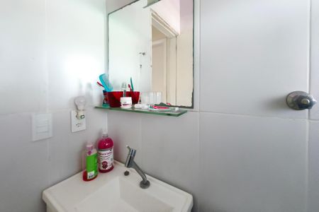 Casa à venda com 96m², 2 quartos e 10 vagas Casa à venda com 96m², 2 quartos e 10 vagasBanheiro