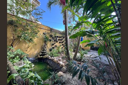 Casa de condomínio à venda com 150m², 2 quartos e 2 vagasÁrea externa