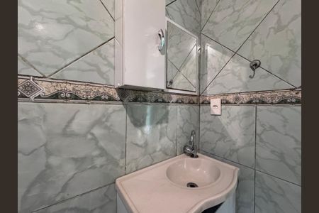 Casa de condomínio à venda com 150m², 2 quartos e 2 vagasBanheiro 2