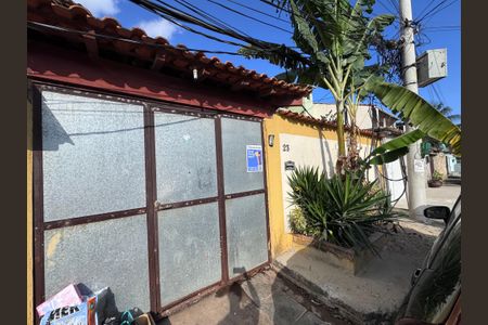 Casa de condomínio à venda com 150m², 2 quartos e 2 vagasFachada