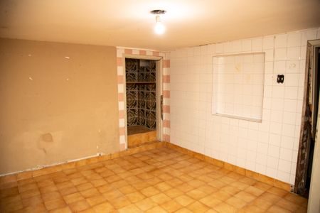 Casa à venda com 168m², 3 quartos e 2 vagas Casa à venda com 168m², 3 quartos e 2 vagasQuarto de Serviço