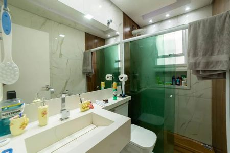 Apartamento à venda com 170m², 3 quartos e 2 vagas Apartamento à venda com 170m², 3 quartos e 2 vagasBanheiro Social