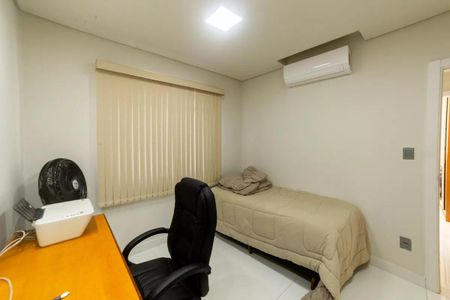 Apartamento à venda com 170m², 3 quartos e 2 vagas Apartamento à venda com 170m², 3 quartos e 2 vagasQuarto 2