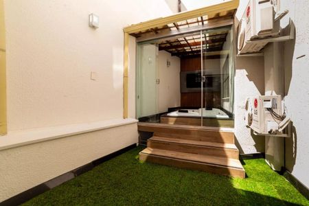 Apartamento à venda com 170m², 3 quartos e 2 vagas Apartamento à venda com 170m², 3 quartos e 2 vagasEspaço Gourmet