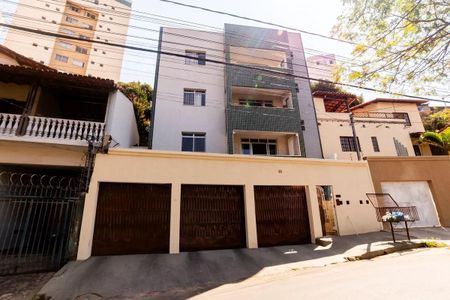 Apartamento à venda com 170m², 3 quartos e 2 vagas Apartamento à venda com 170m², 3 quartos e 2 vagasFachada