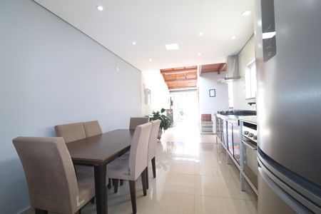 Apartamento à venda com 160m², 3 quartos e 2 vagasCozinha